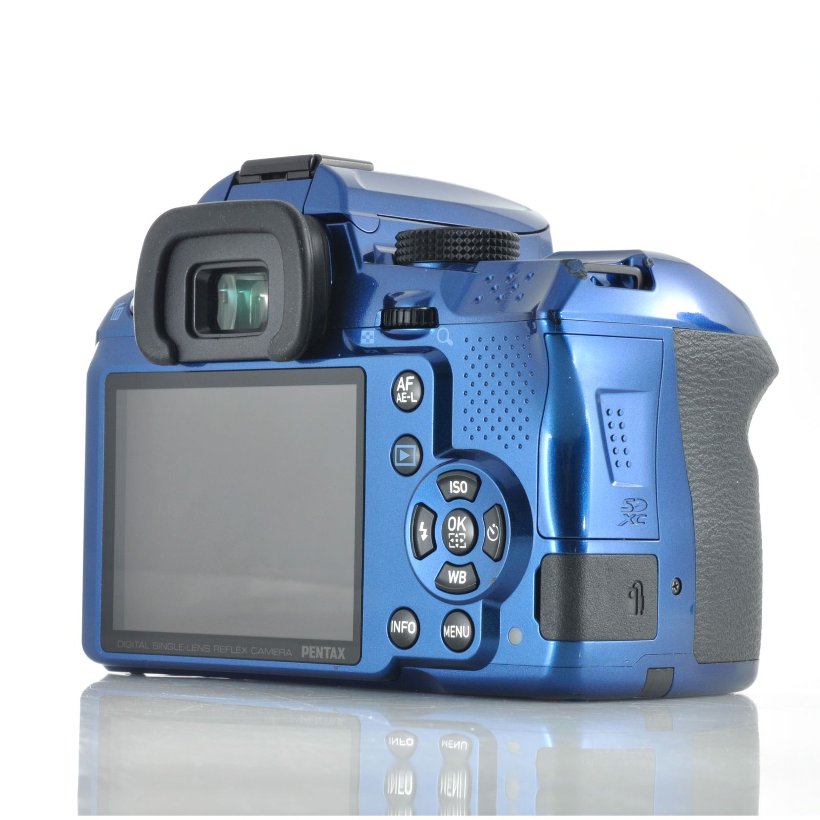 ペンタックス】PENTAX K-30 デジタル一眼レフカメラ + バッテリー
