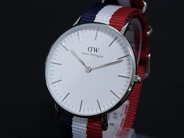 ■美品■ Daniel Wellington ダニエル ウェリントン B14 SS×キャンバス クォーツ 3気圧防水 腕時計 ウォッチ シルバー系 DN1207