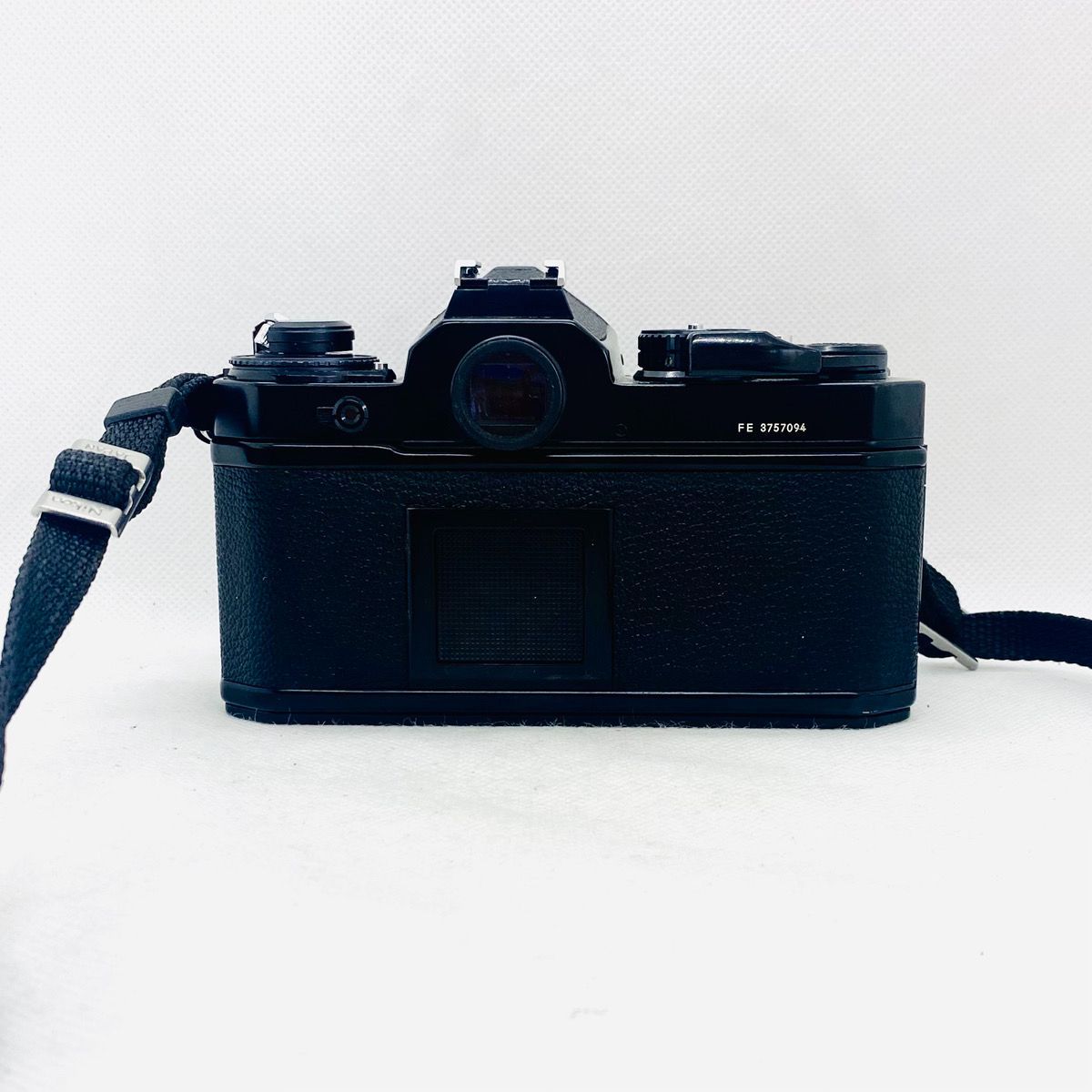 美品！ Nikon ニコン FE + NIKKOR Ai 50mm F1.4 フィルムカメラ 清掃