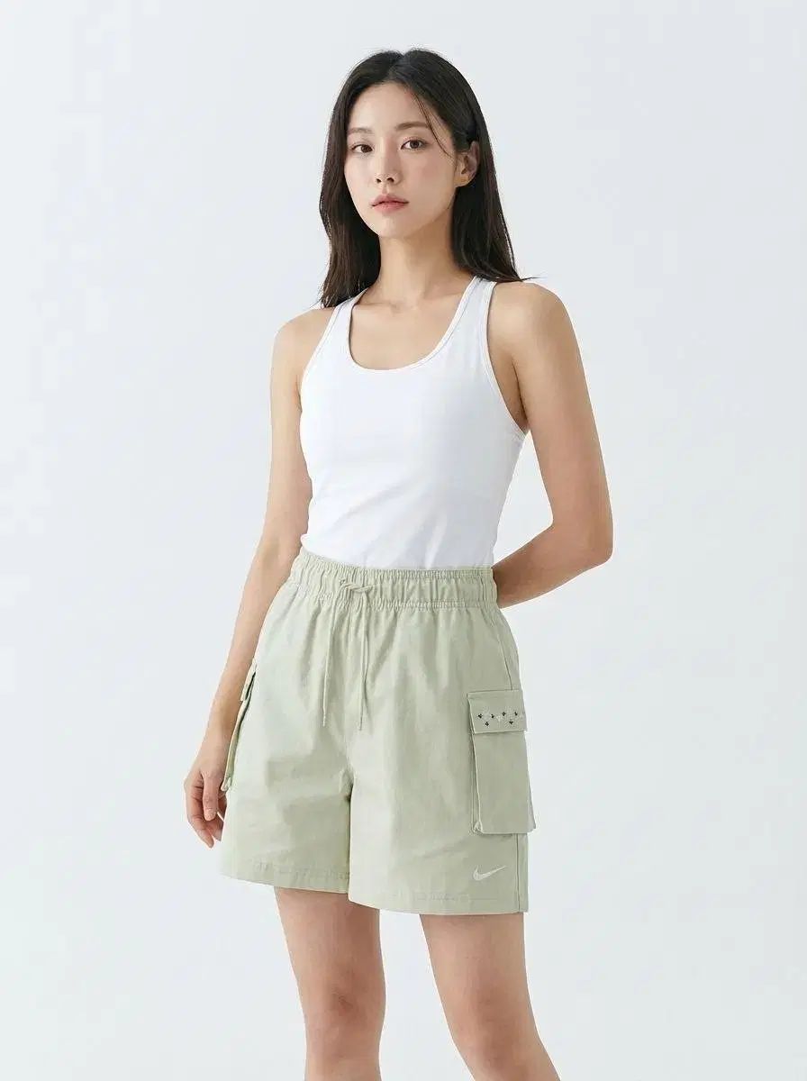 ナイキ レディース ハーフパンツ 正規品 新品 オリーブグリーン