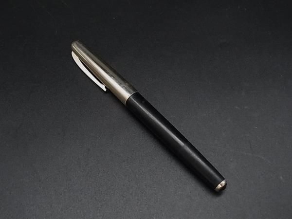 PILOT パイロット 万年筆 筆記用具 文房具 ステーショナリー ゴールド系×ブラック系 DM8269