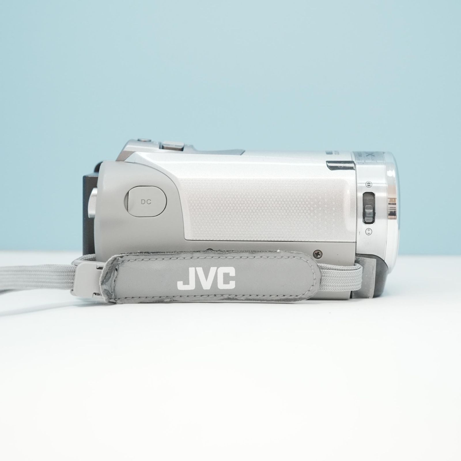 JVC GZ-E242-S ビデオカメラ スマホ転送OK フルセット a6467 - メルカリ