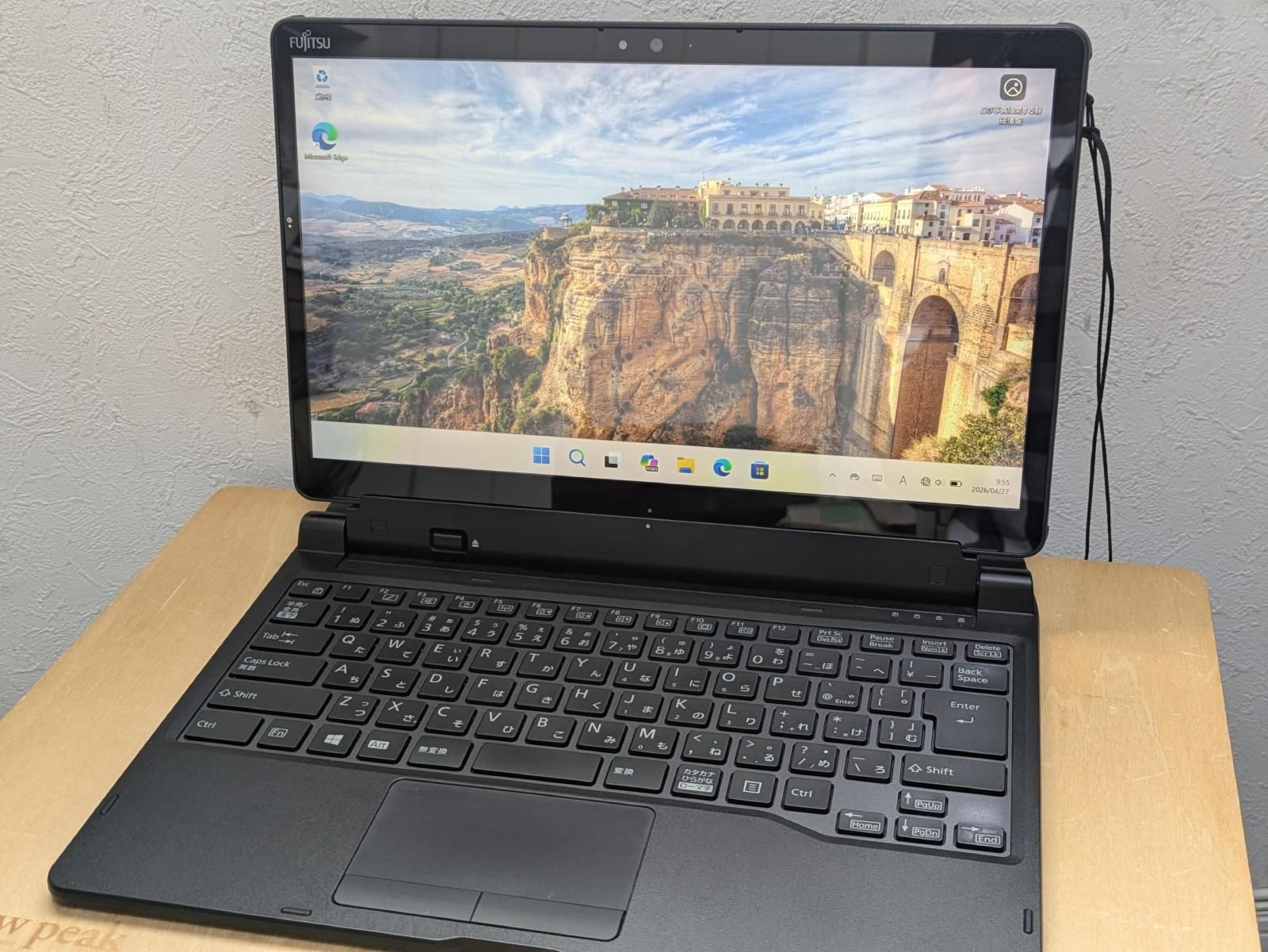 富士通 ARROWS Tab Q738 中古Win11 i5 RAM8GB- メルカリ