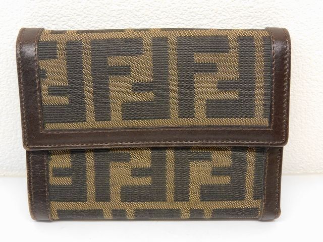 フェンディ ■ カーキ系 財布 コンパクトウォレット ズッカ柄 レディース FENDI □8E