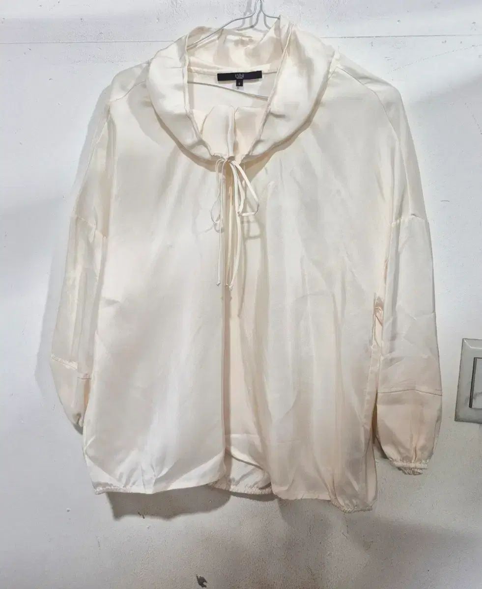Tibi アイボリー シルク ブラウス
