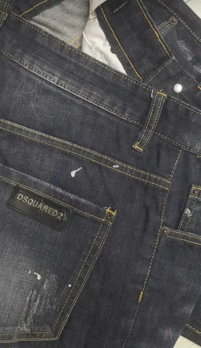 DSQUARED2 (ストレッチ加工) イタリア製ジーン 32インチ (No 118) ドライ完了