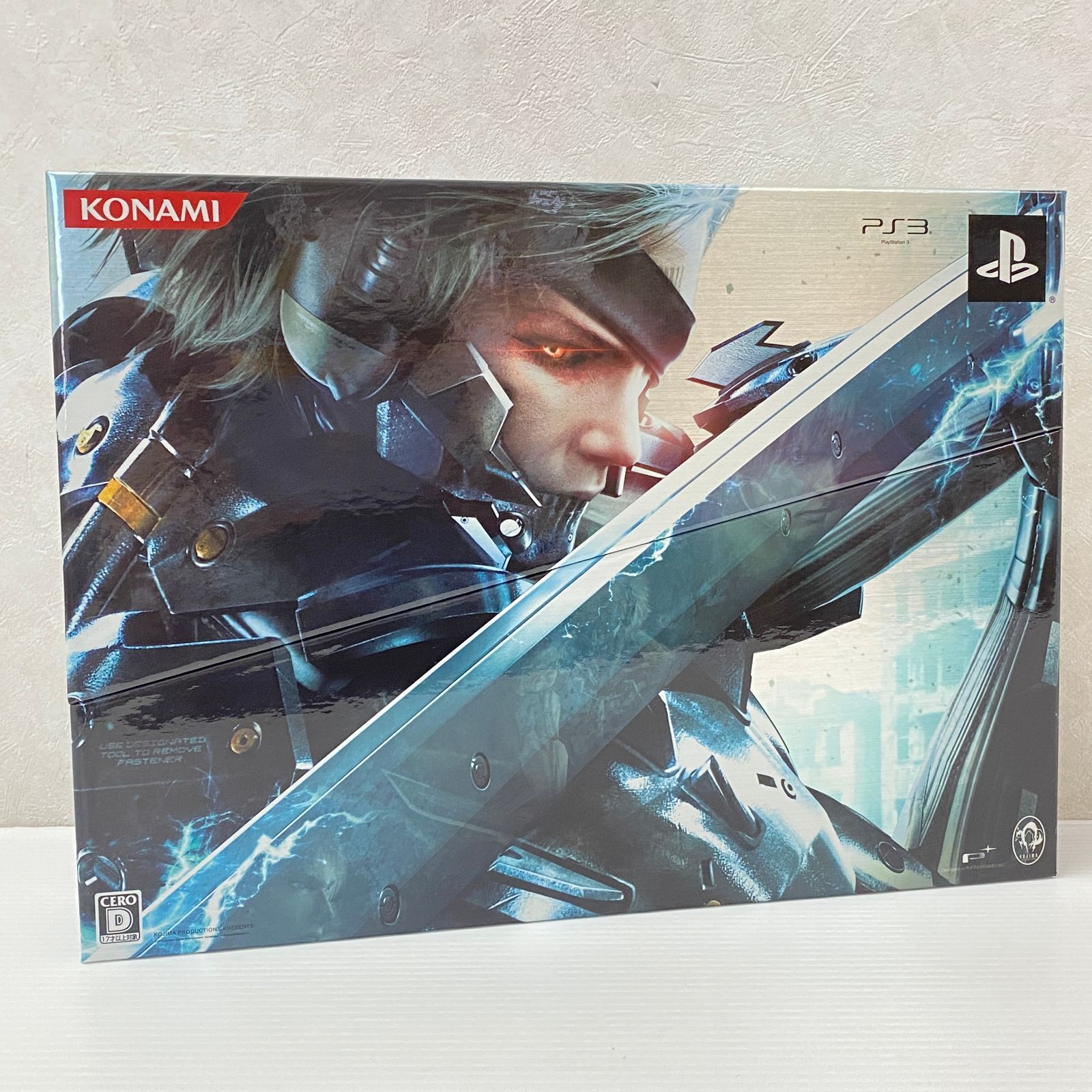 PS3ソフト メタルギア ライジング リベンジェンス プレミアムパッケージ METAL GEAR RISING REVENGEANCE [PlayStation 3] 中古品 smps3096372