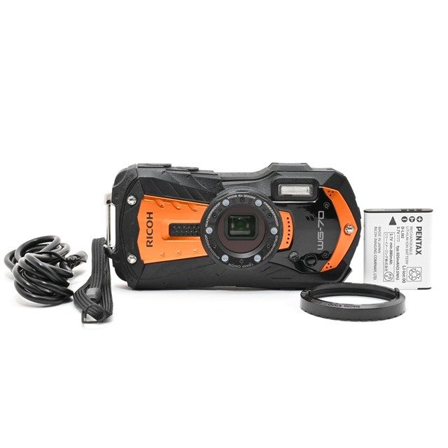 ＜美品＞ RICOH WG-70 オレンジ｜防水デジタルカメラ｜動作良好｜外観きれい｜液晶小傷あり｜マクロスタンド付属｜付属品充実｜まだまだ使える実用モデル