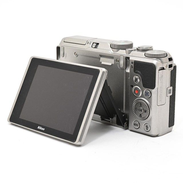 良品> Nikon COOLPIX A900 シルバー A900SL|光学35倍ズーム|2029万 良品> Nikon COOLPIX A900 シルバー A900SL|光学35倍ズーム|2029万