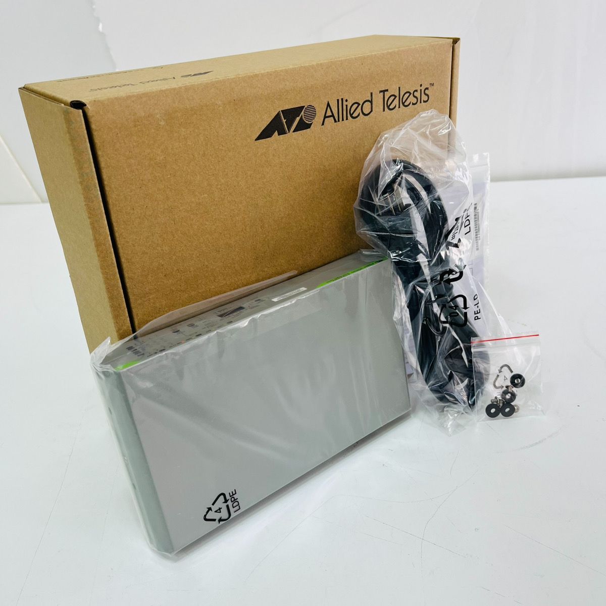 未使用♪ Allied Telesis アライドテレシス AT-GS920/8 - スイッチングハブ ネットワークハブ