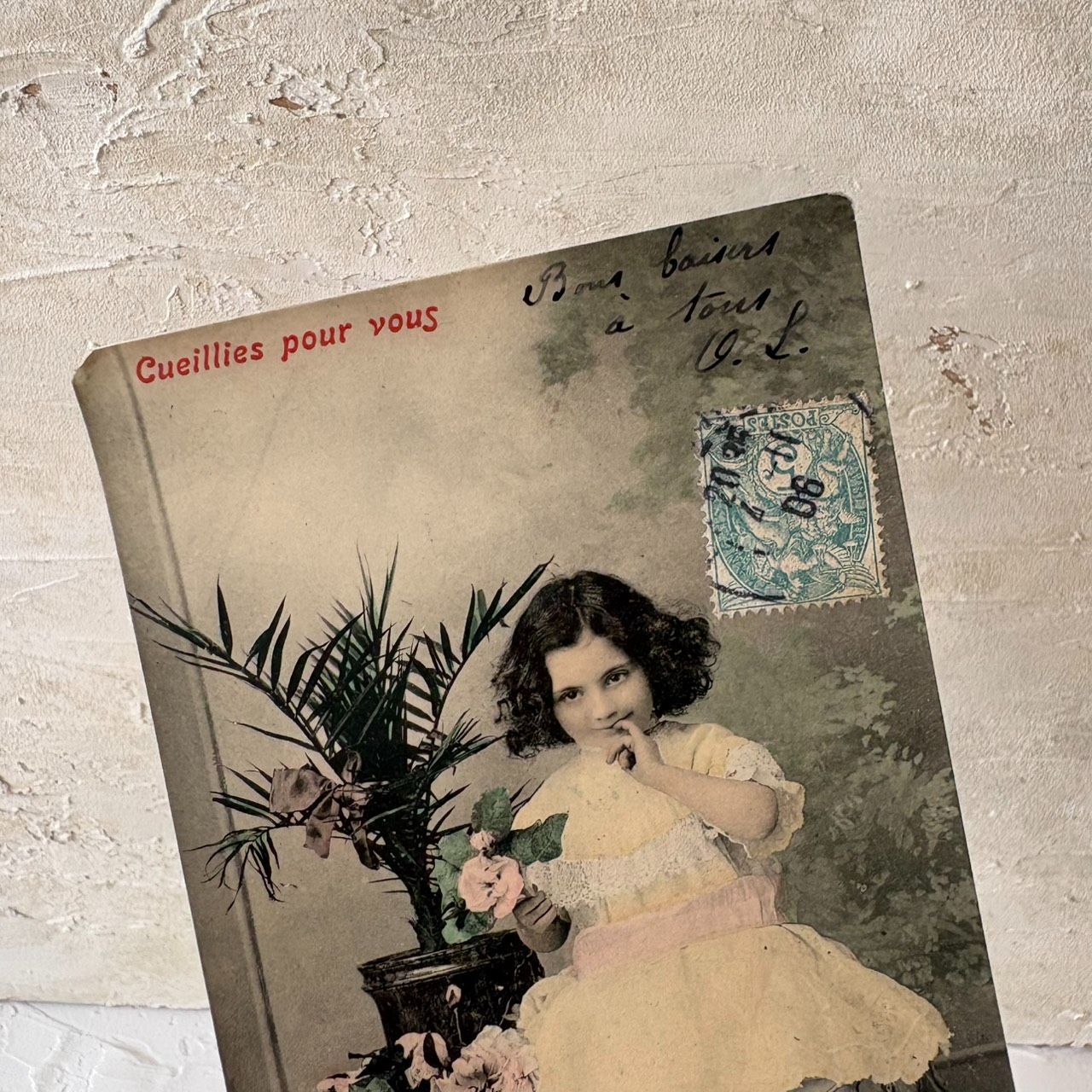 フランスアンティークポストカード 少女と薔薇の彩色写真｜1900年代
