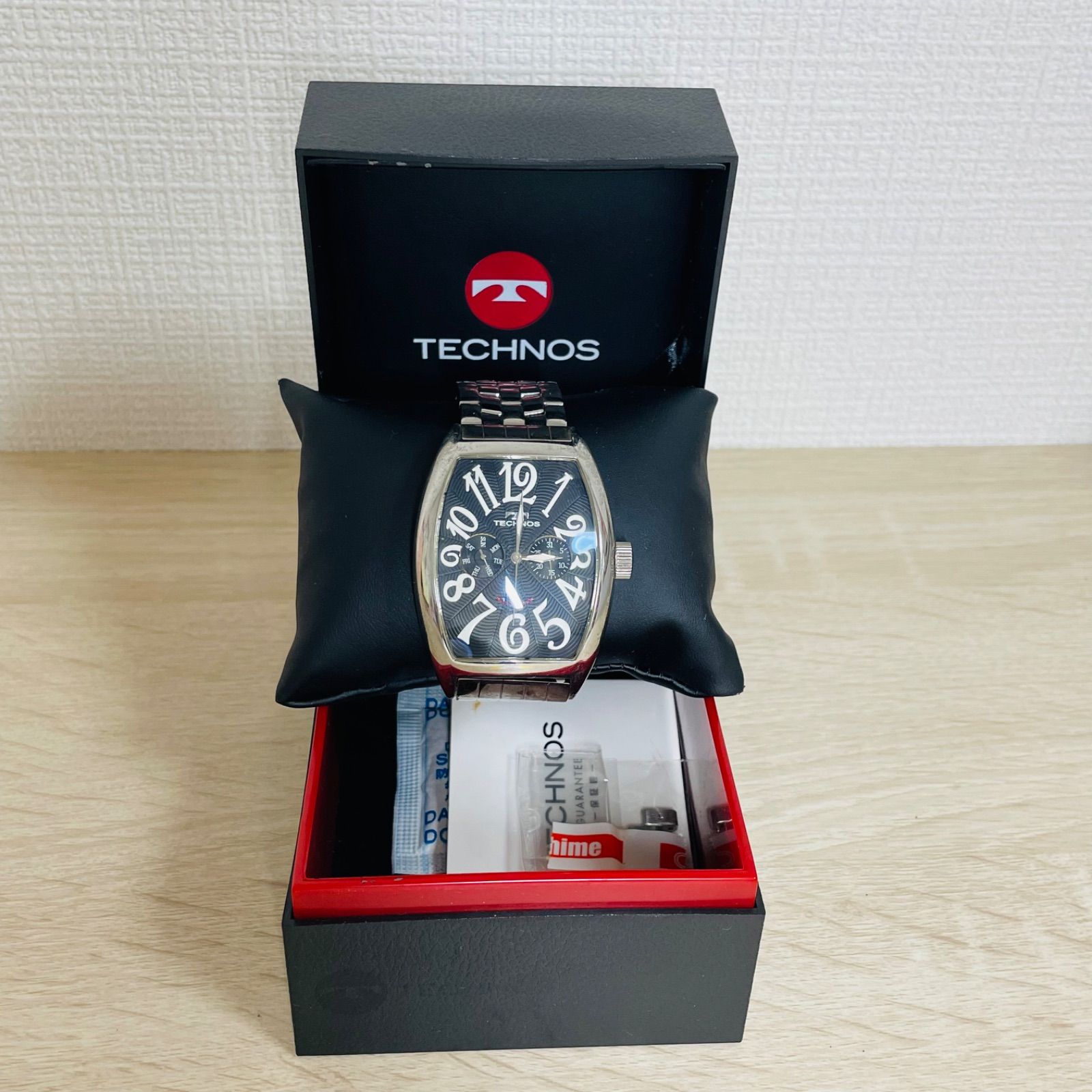 TECHNOS T4276 メンズ腕時計 黒文字盤 箱付 - メルカリ
