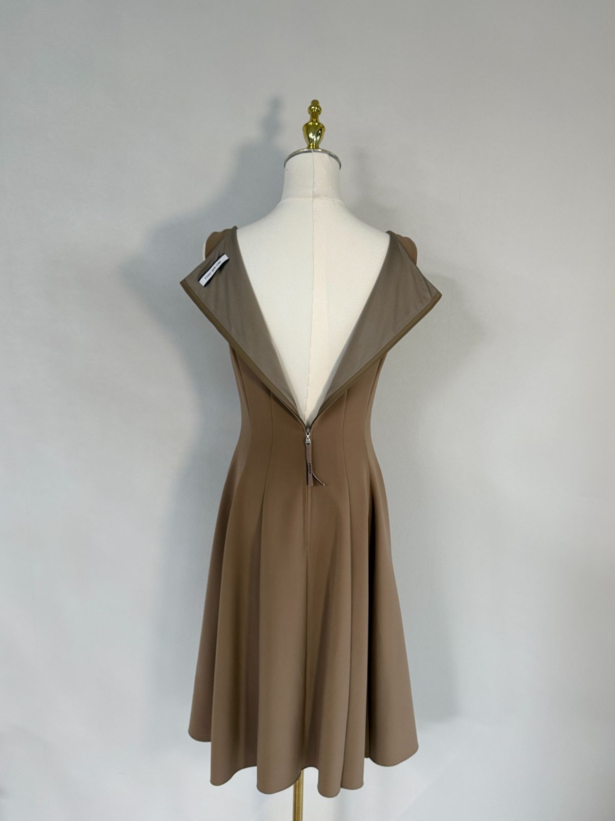 極美品】FOXEY NEW YORK 38956 /フォクシーニューヨーク 38 「7号（S 