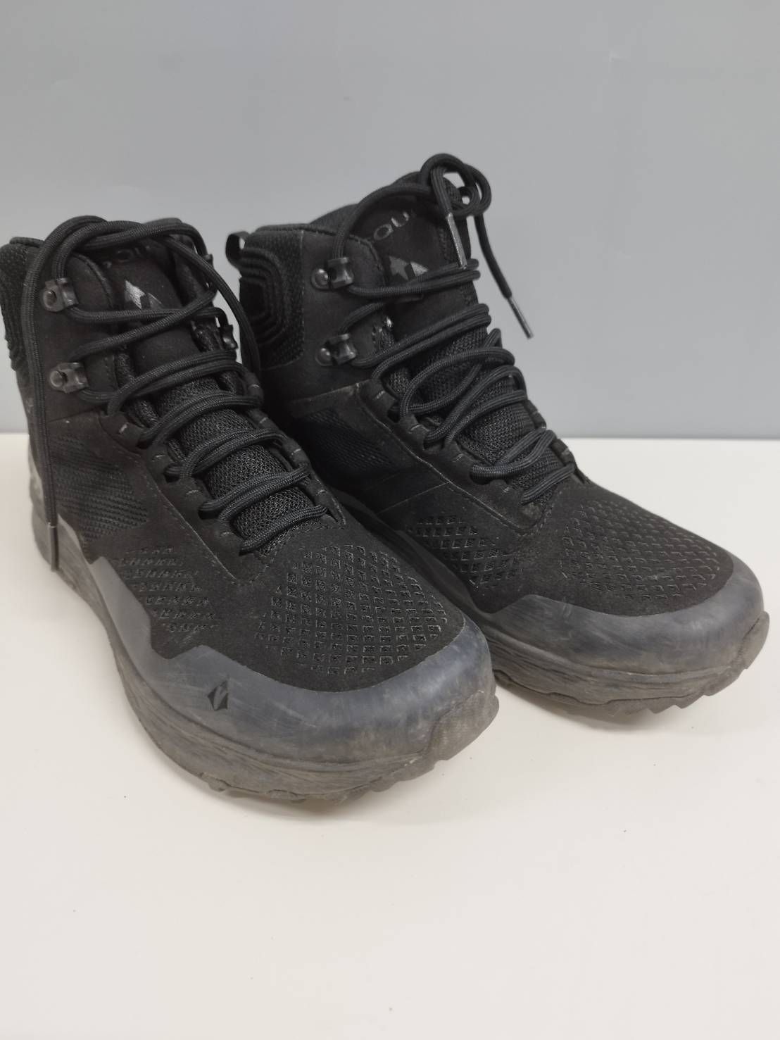 【良品】VASQUE Breeze LT GTX/トレッキングブーツ/25.5 良品】VASQUE バスク Breeze LT GTX/トレッキングブーツ/25.5cm - メルカリ