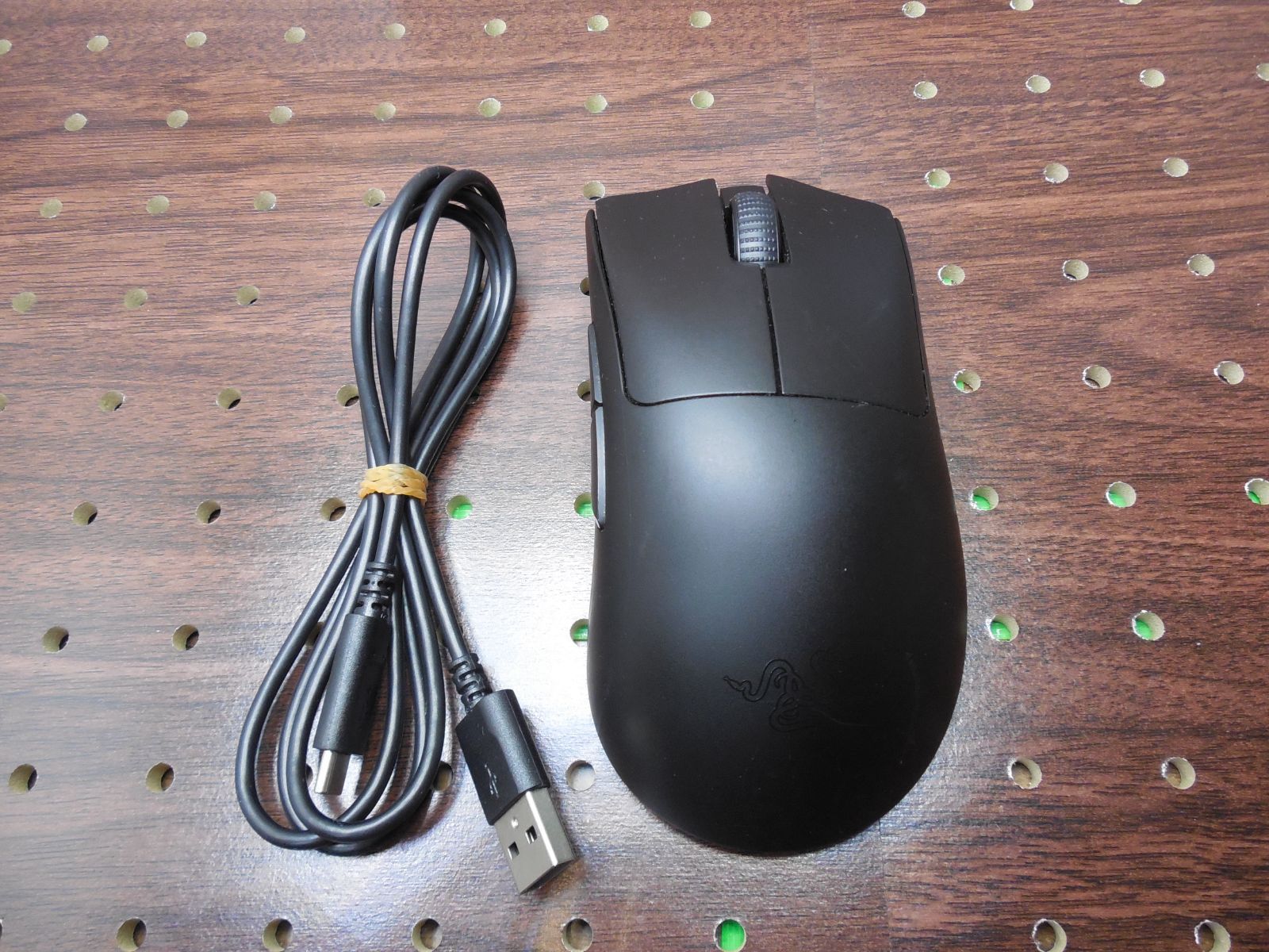 Razer DeathAdder V3 Pro ゲーミングマウス 傷あり - メルカリ