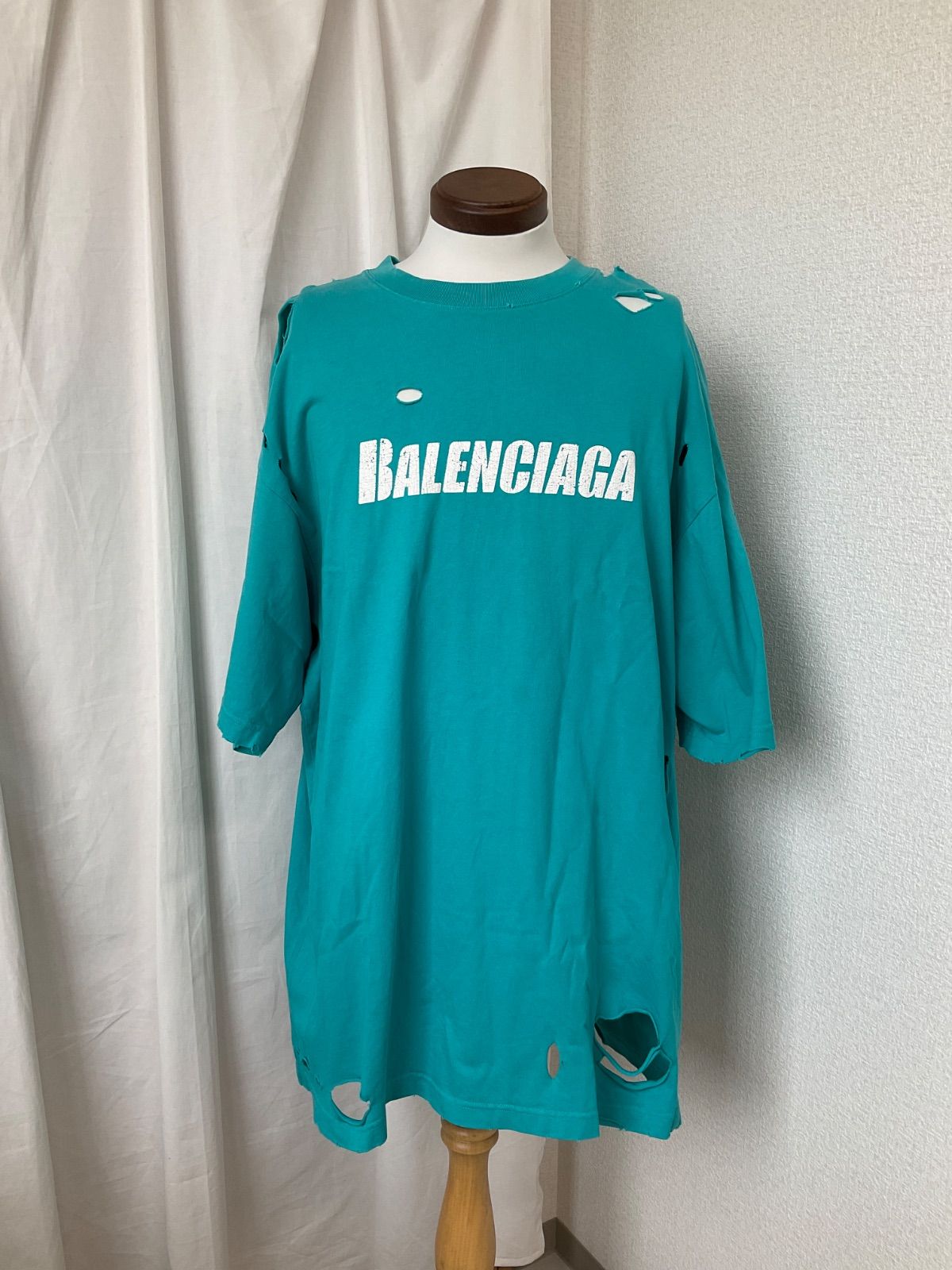 BALENCIAGA ターコイズ デストロイ Tシャツ BALENCIAGA バレンシアガ オーバーサイズ デストロイ ロゴ USED加工 T