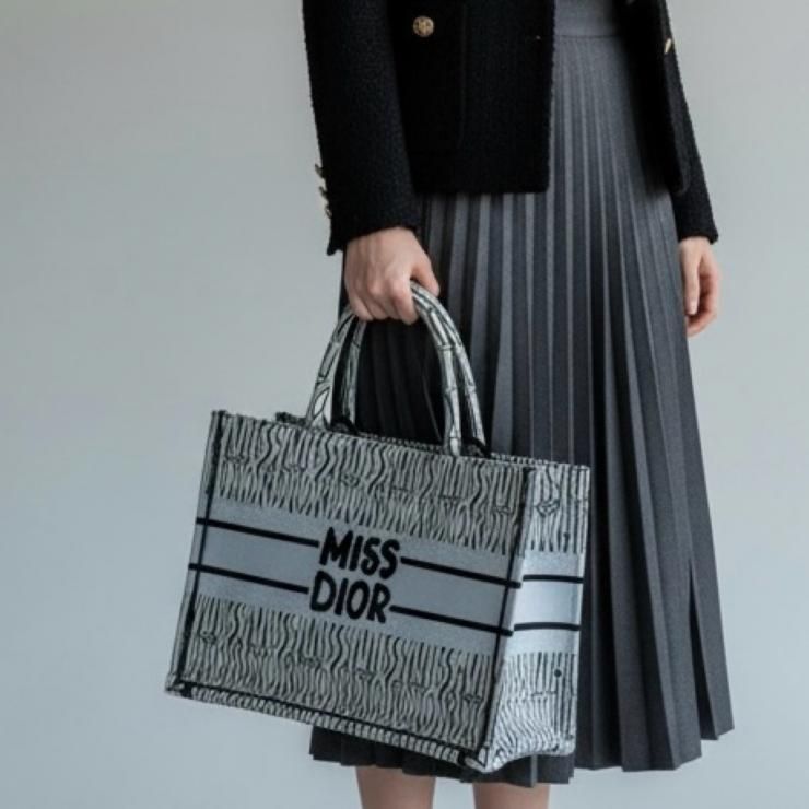 CHRISTIAN DIOR クリスチャンディオール ミスディオール ブックトート