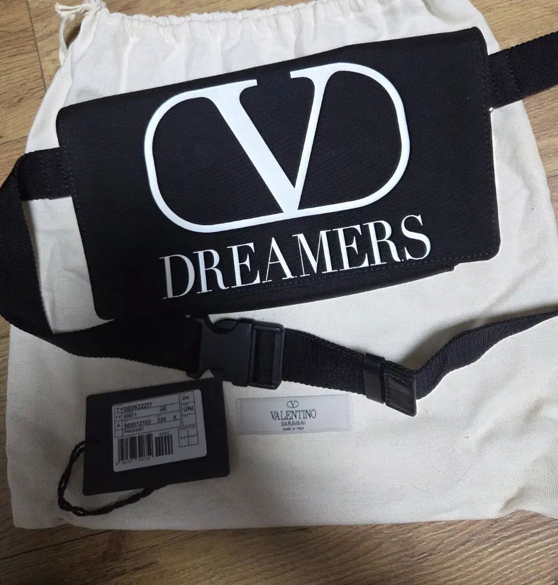 ヴァレンティノ HARD DREAMER Ver. ベルトバッグ ブラック 新品