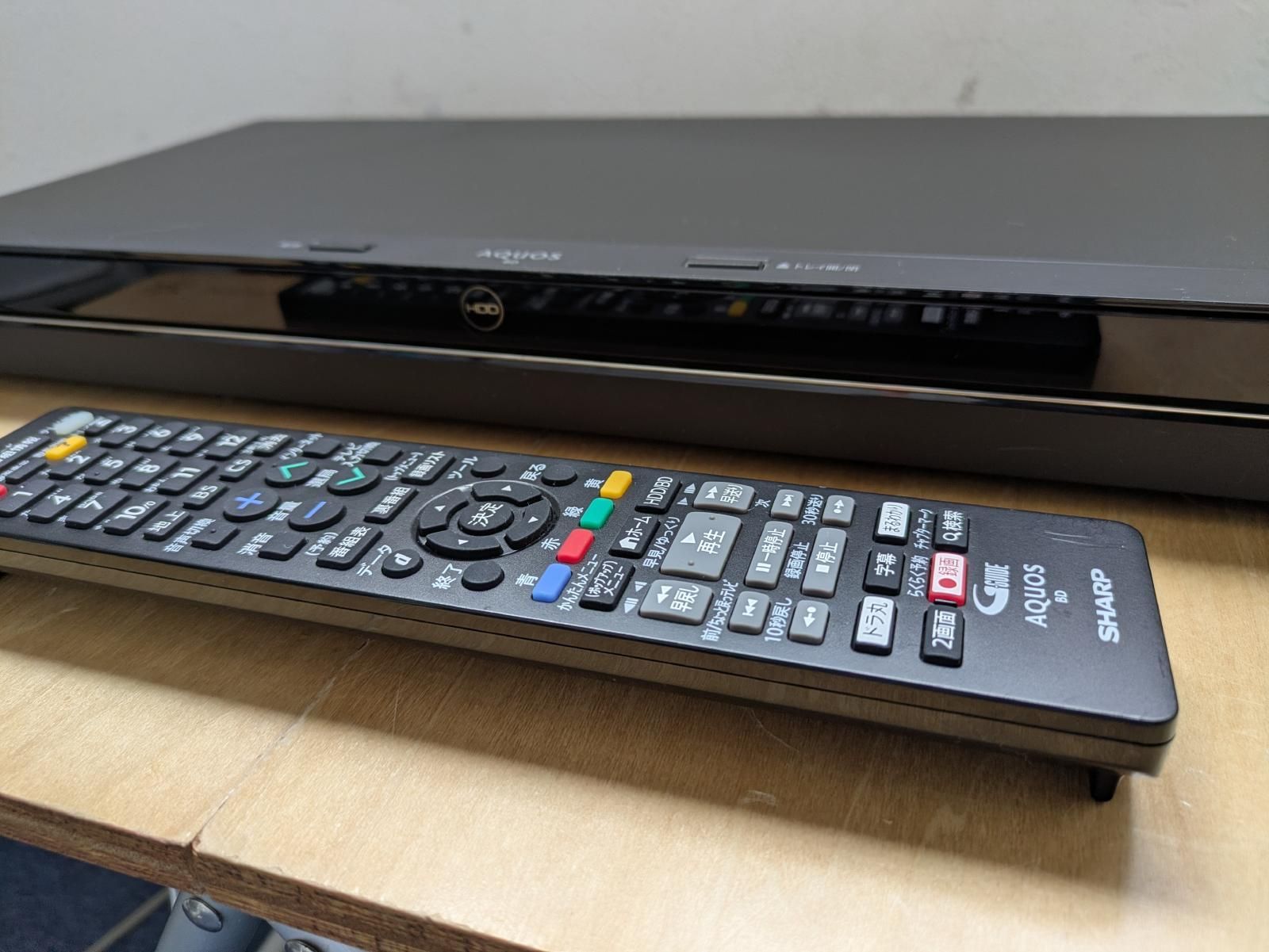 SHARP シャープ 2番組同時 1TBHDD内蔵 ブルーレイレコーダー BD-NW1000