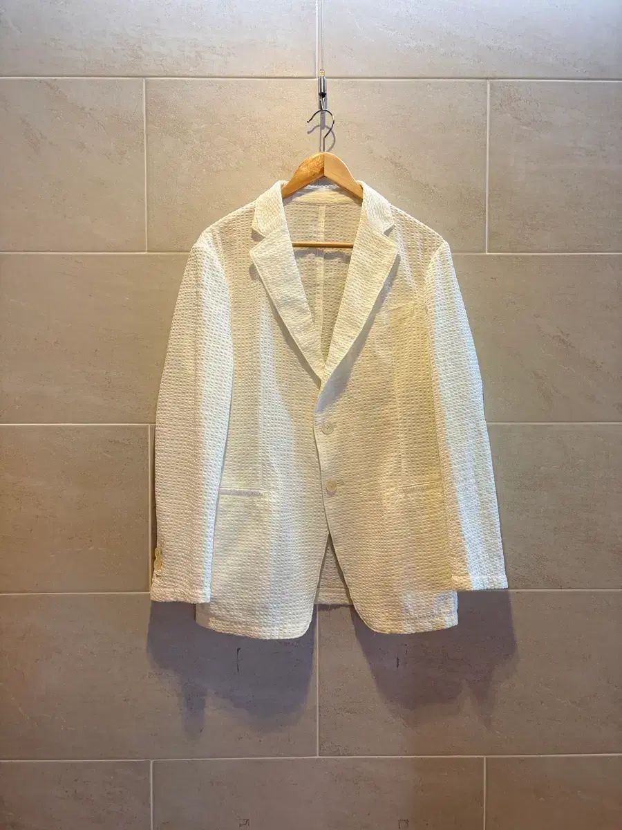 正規品 ARMANI COLLEZIONI(アルマーニ コレツォーニ) 白 夏 ブレーザー 50