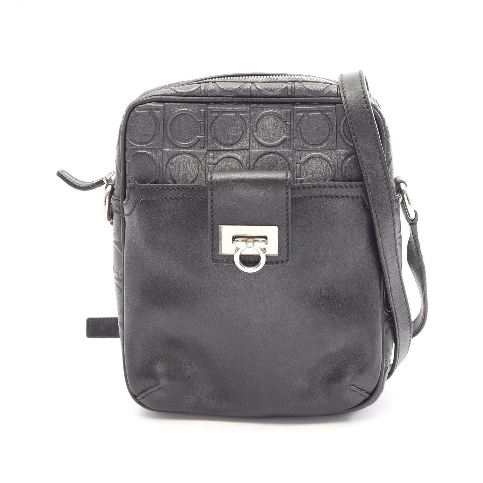 サルヴァトーレフェラガモ Salvatore Ferragamo ショルダーバッグ ガンチーニ 21 4914 ブラック レザー ガンチーニ ショルダーバッグ レディース Used B