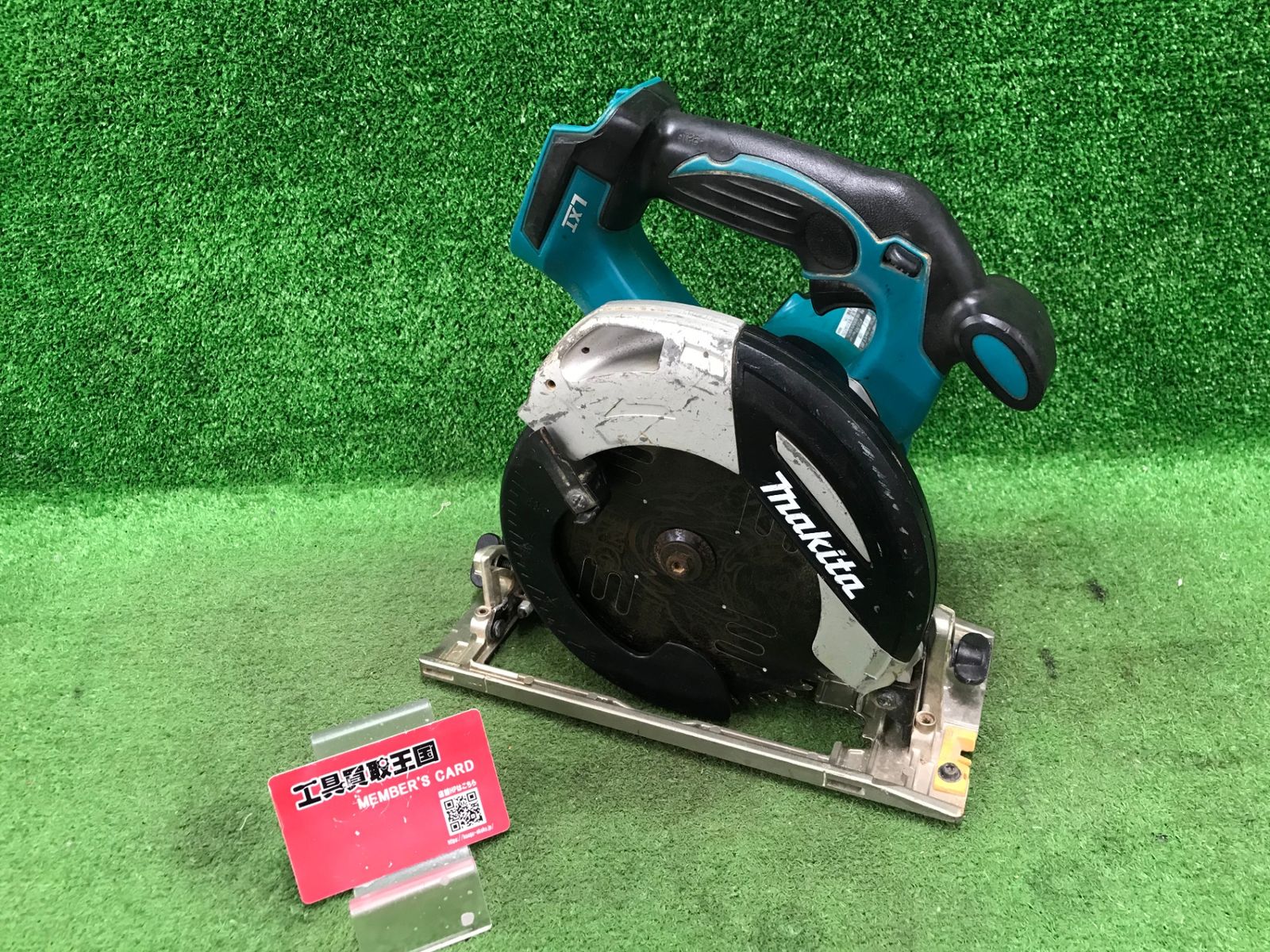 【中古品】【0918】★makita(マキタ) 165㎜ 18v充電式丸ノコ (本体のみ) HS630DZ　ITUO6COGG77O