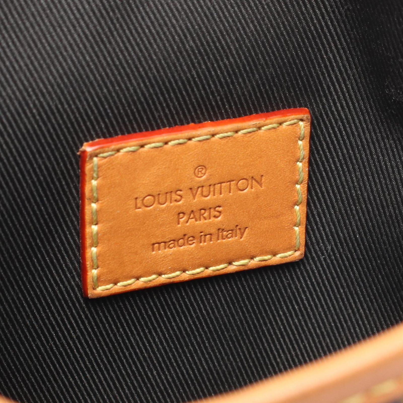 ルイ・ヴィトン LOUIS VUITTON ショルダーバッグ LOUIS VUITTON × NIGO