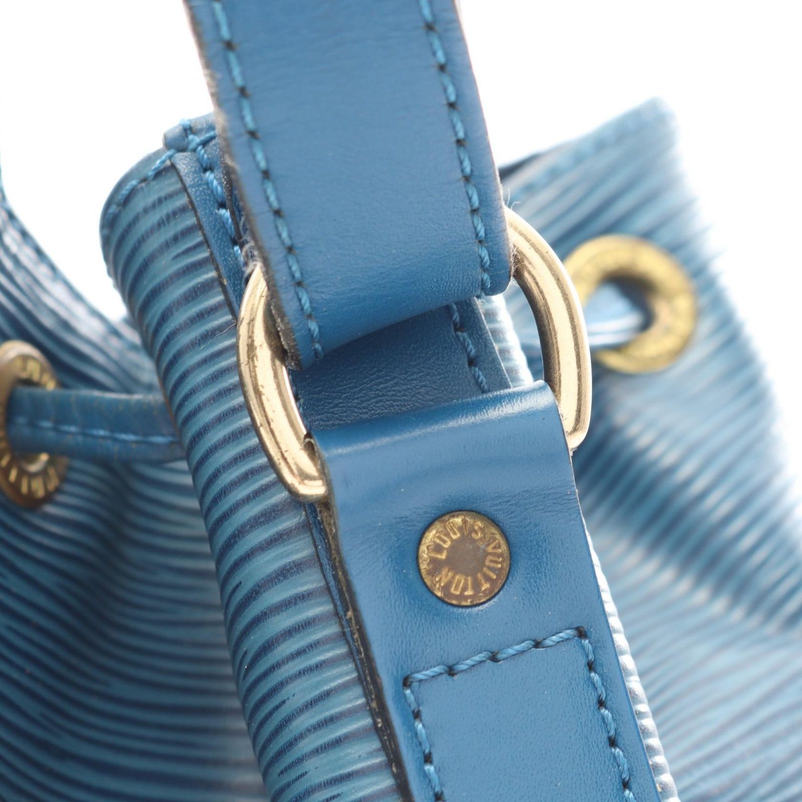 ルイ・ヴィトン LOUIS VUITTON ショルダーバッグ プチノエ エピ トレド