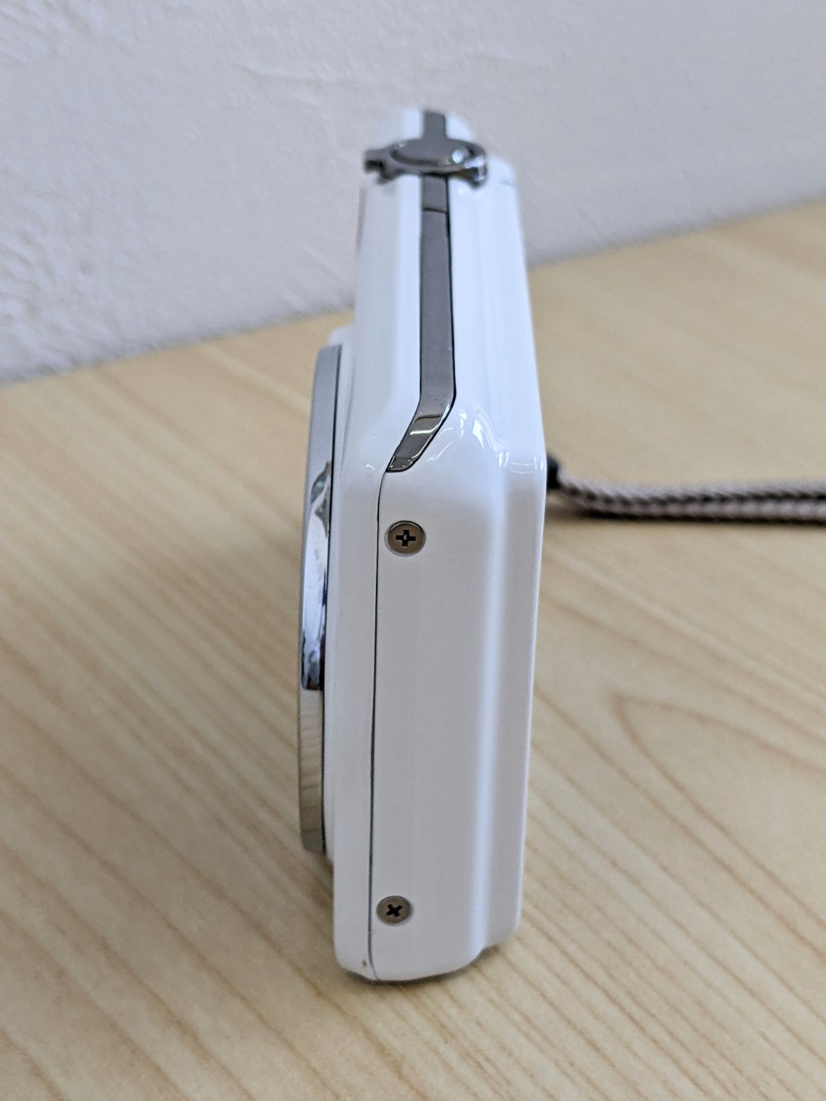 C【中古品】CASIO カシオ EXILIM エクシリム EX-ZS28 白 ホワイト I→C