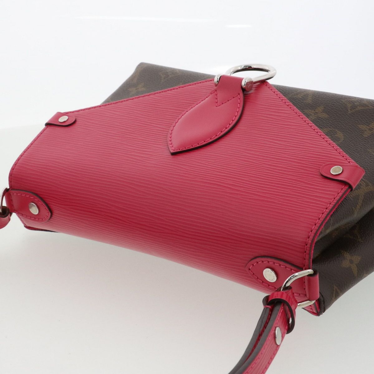LOUIS VUITTON ルイ・ヴィトン サンミシェル ショルダーバッグ M43578