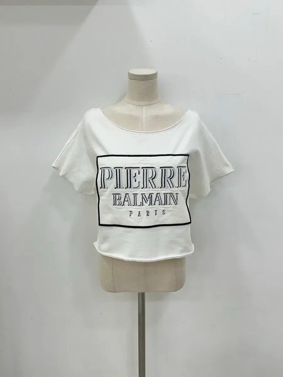 ピエール BALMAIN バルマン クロップド スウェット