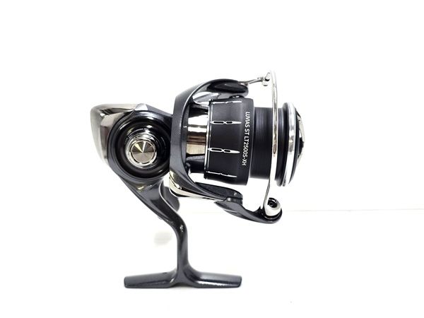 中古品】 ダイワ Daiwa スピニングリール 24ルビアス LT2500S-XH 〇YR
