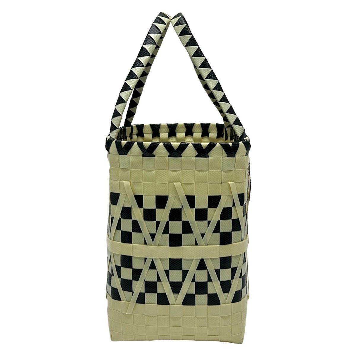 【新品】マルニマーケット　MARNI バスケットバッグ　アイボリー　かごバッグ MARNI(マルニ) トートバッグ マルニマーケット バスケットバッグ
