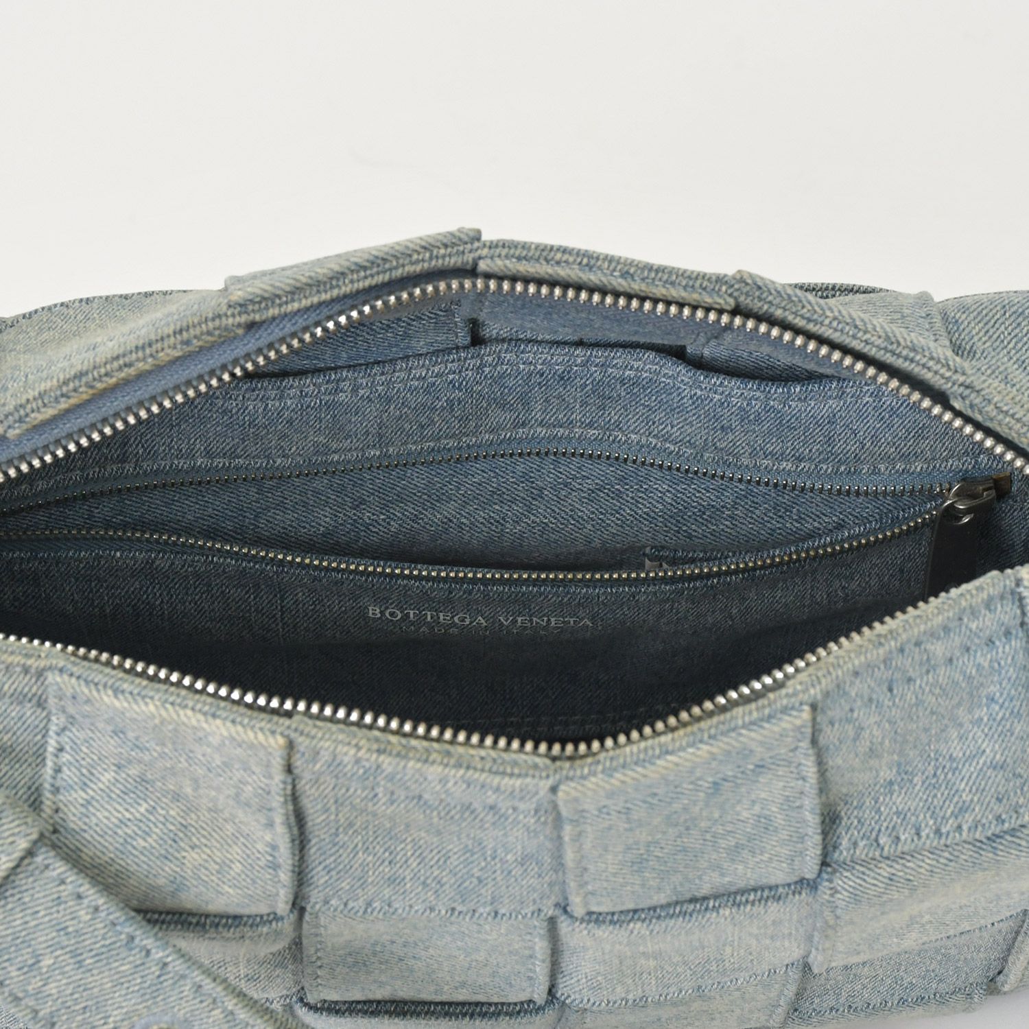 BOTTEGA VENETA ボッテガヴェネタ マキシイントレチャート カセット 