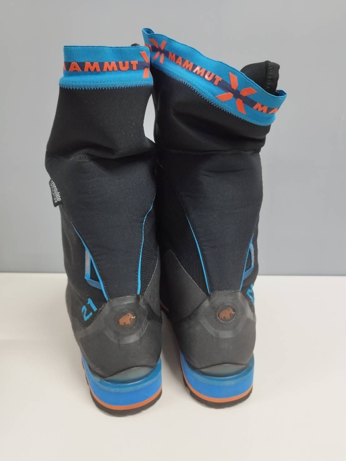 未使用に近い】MAMMUT マムート Nordwand 2.1 High/登山靴/28.5cm 