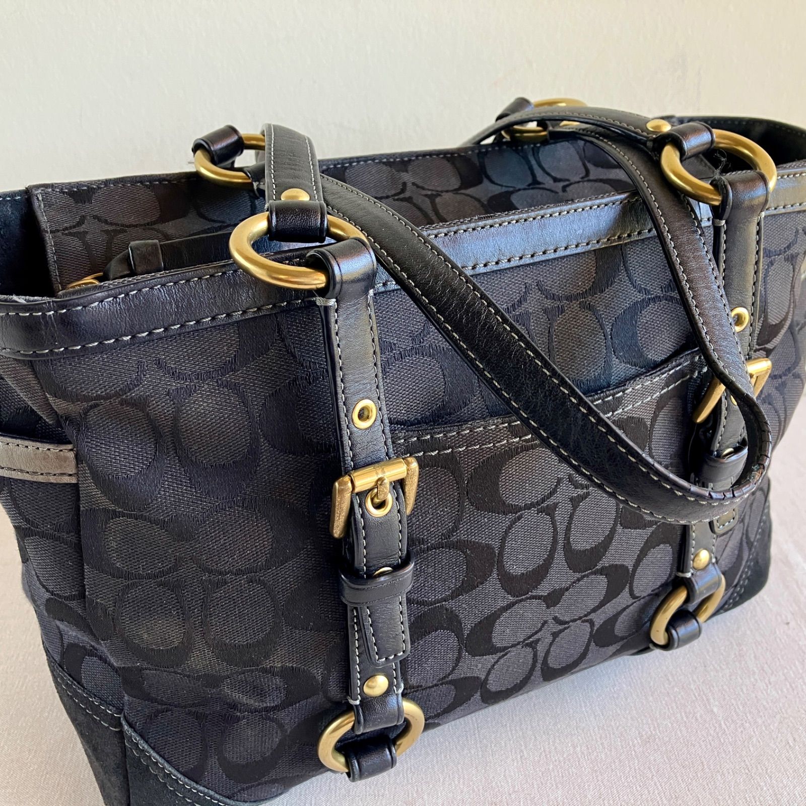 Coach Vintage Gallery Signature Jacquard Black Suede Canvas 