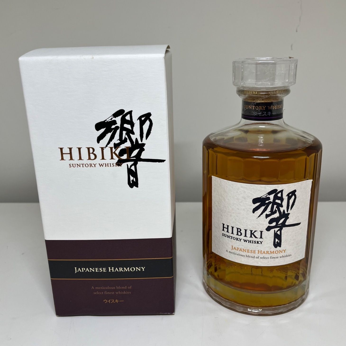 飲料・酒 サントリー 響 ジャパニーズハーモニー 43% 700ml