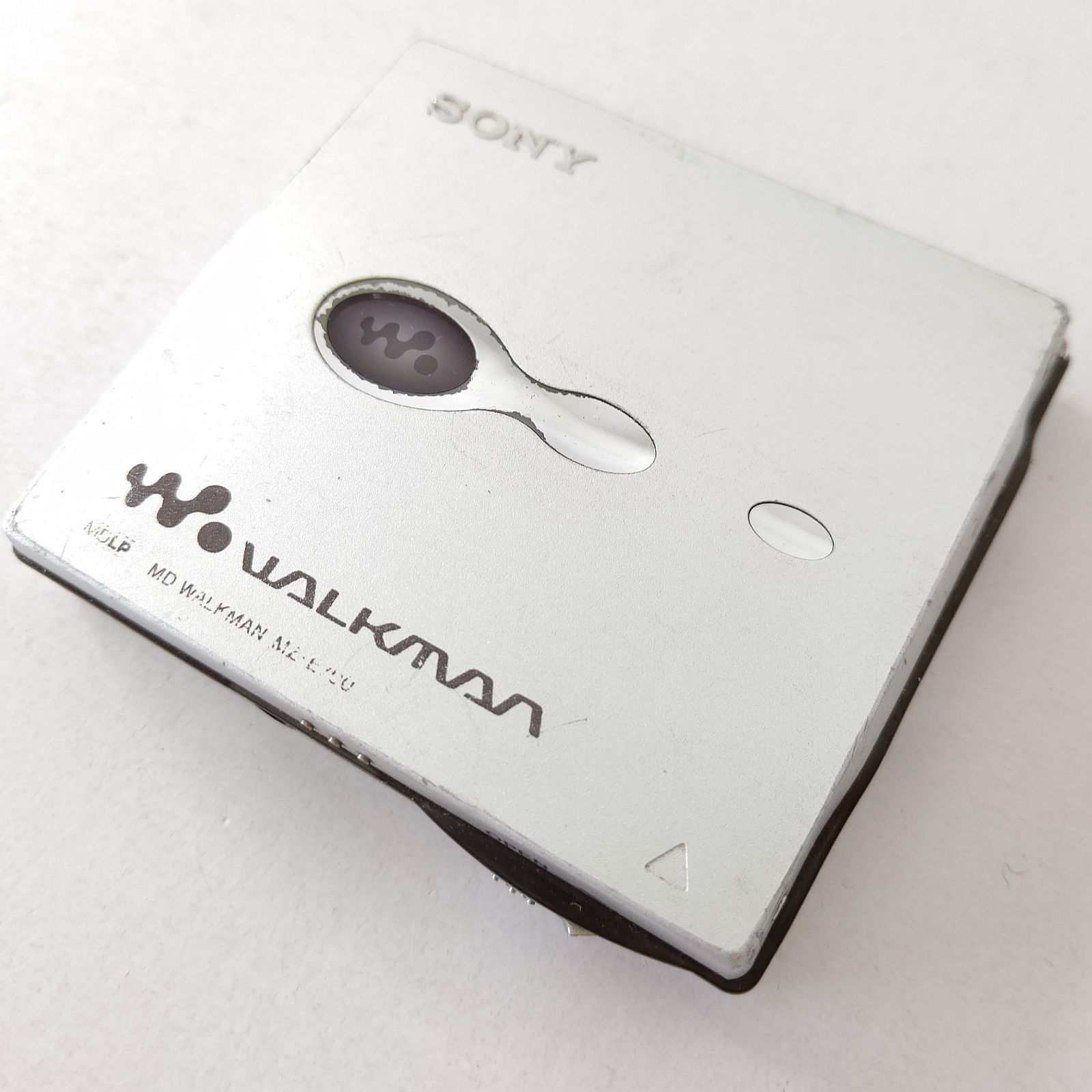 ソニー ウォークマン ポータブル MDプレーヤー ジャンク MZ-E700 音楽