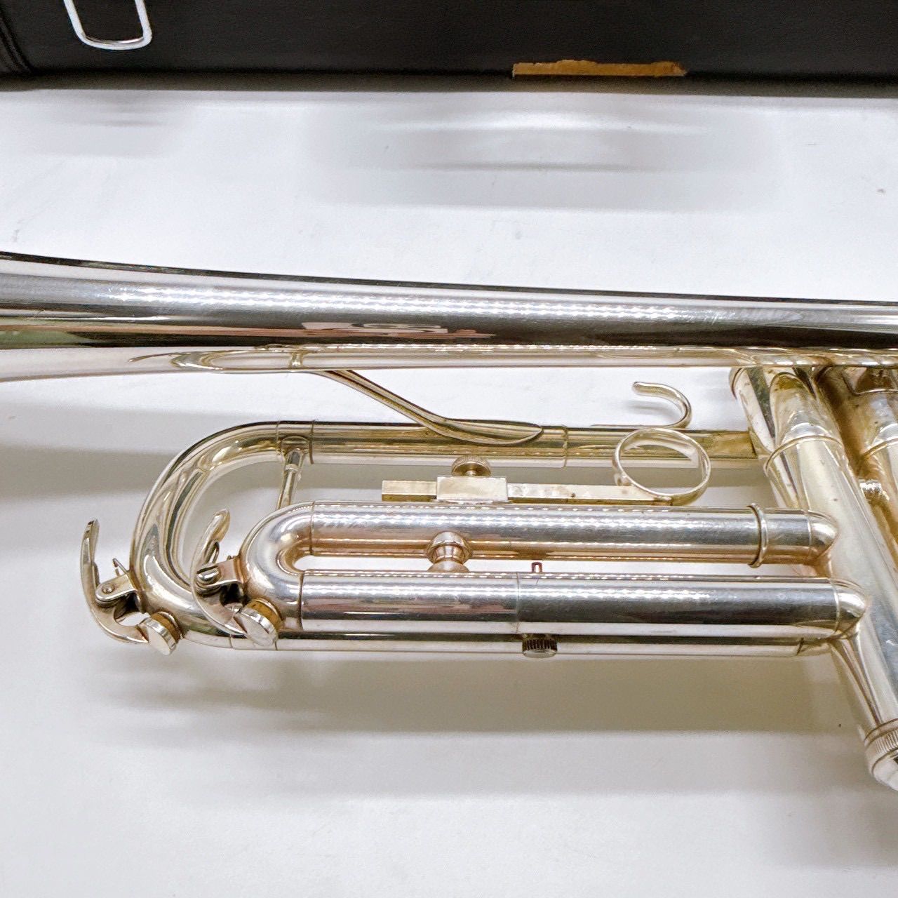 こ*う様 YAMAHA　トランペット　YTR3325S　シルバー YAMAHA YTR3325S トランペット本体 ケース付き - メルカリ