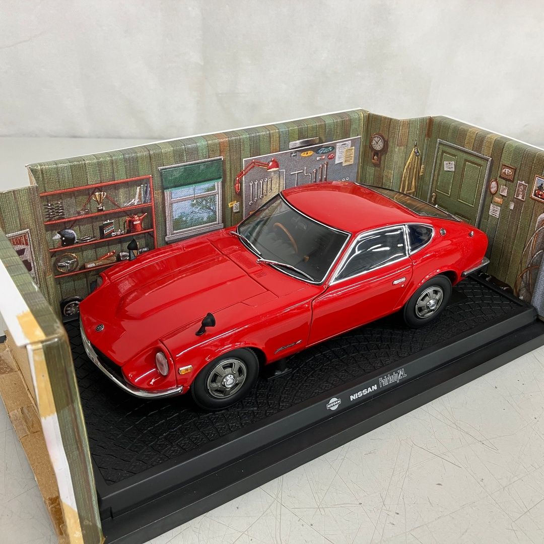京商 KYOSHO 08211R 1/18 日産 フェアレディ Z-L レッド ミニカー