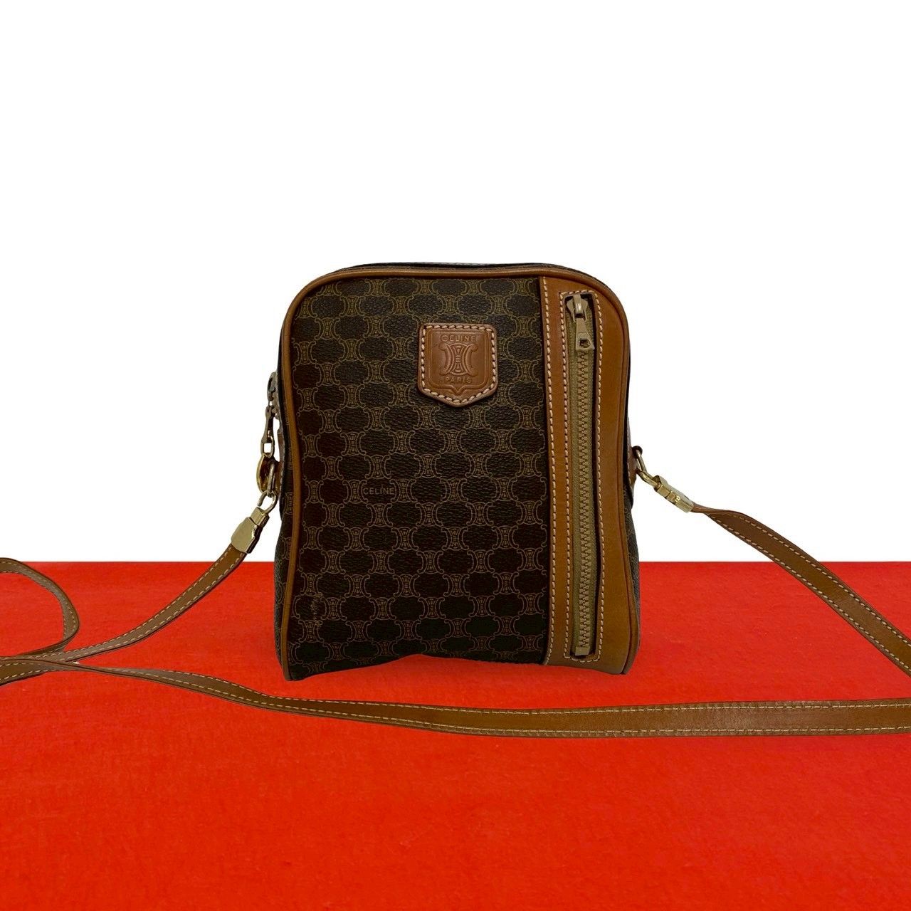 極 美品 CELINE セリーヌ ヴィンテージ マガダム ブラゾン トリオンフ 