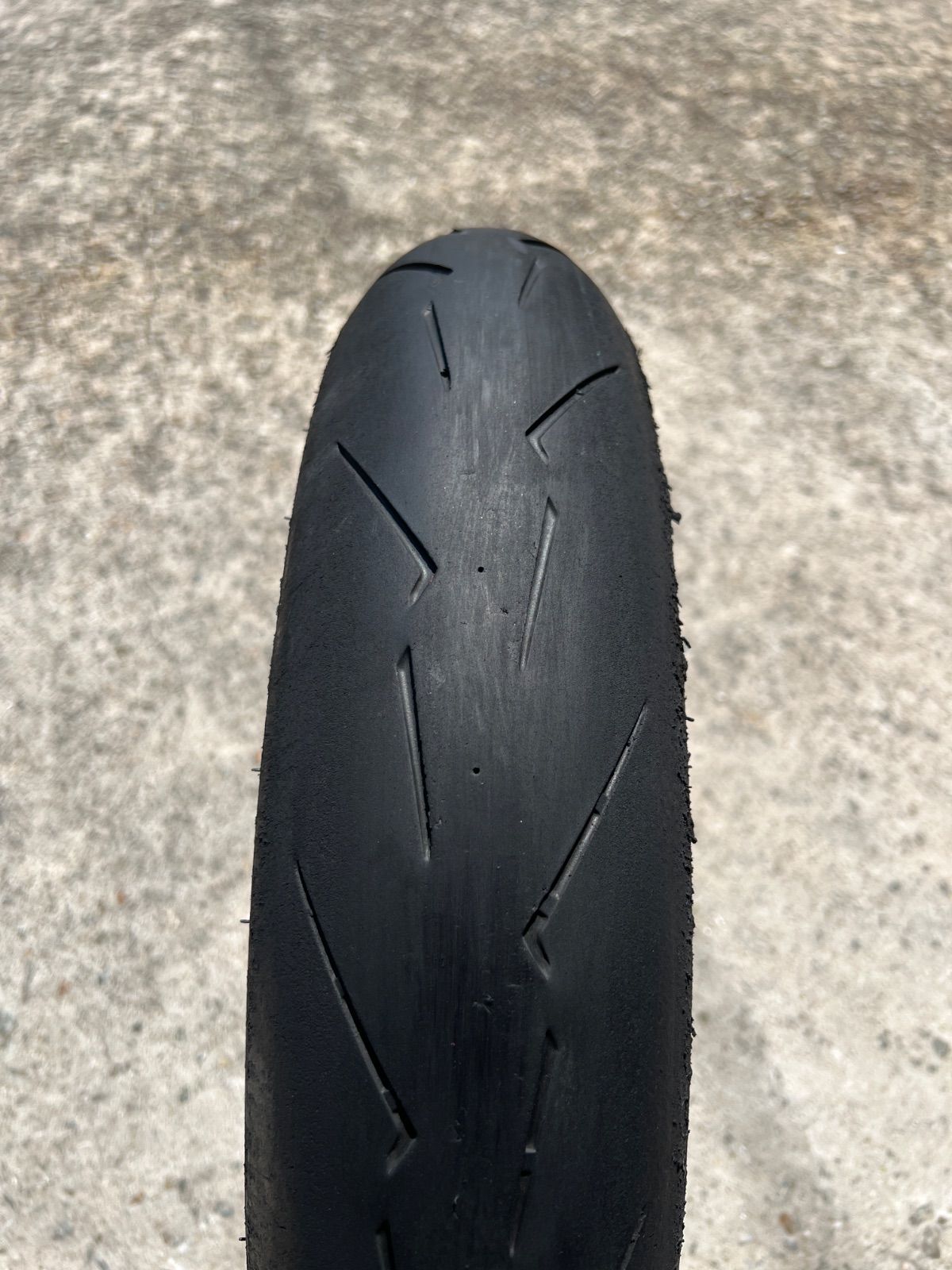 ピレリ スーパーコルサV4 110/70R17 1282 - メルカリ