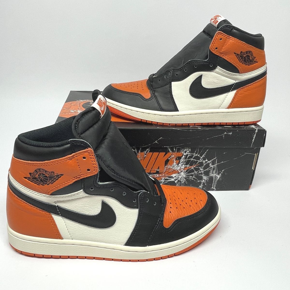新古品】 Nike ナイキ Air Jordan 1 Retro High OG Shattered 