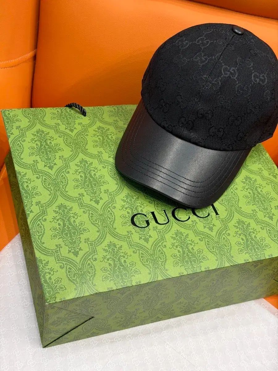 グッチ GG ベースボールキャップ 新品 (未使用)