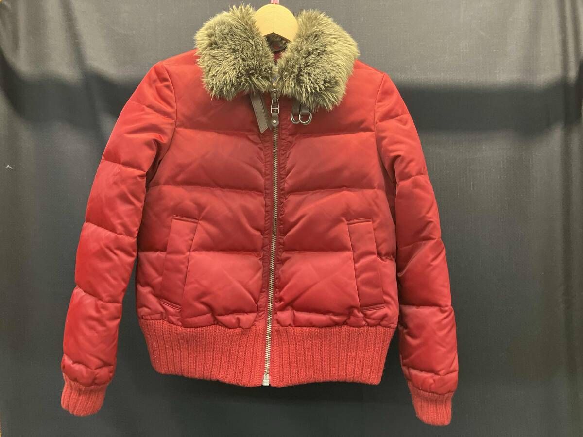 BURBERRY BLUE LABEL バーバリー・ブルーレーベル ダウンジャケット FCF67-800 サイズ38 レッド