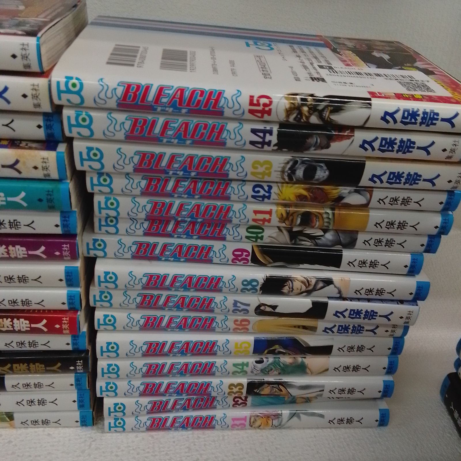 ☆①【未開封あり】BLEACH ブリーチ 1～74巻 コミック全巻＋関連本4冊