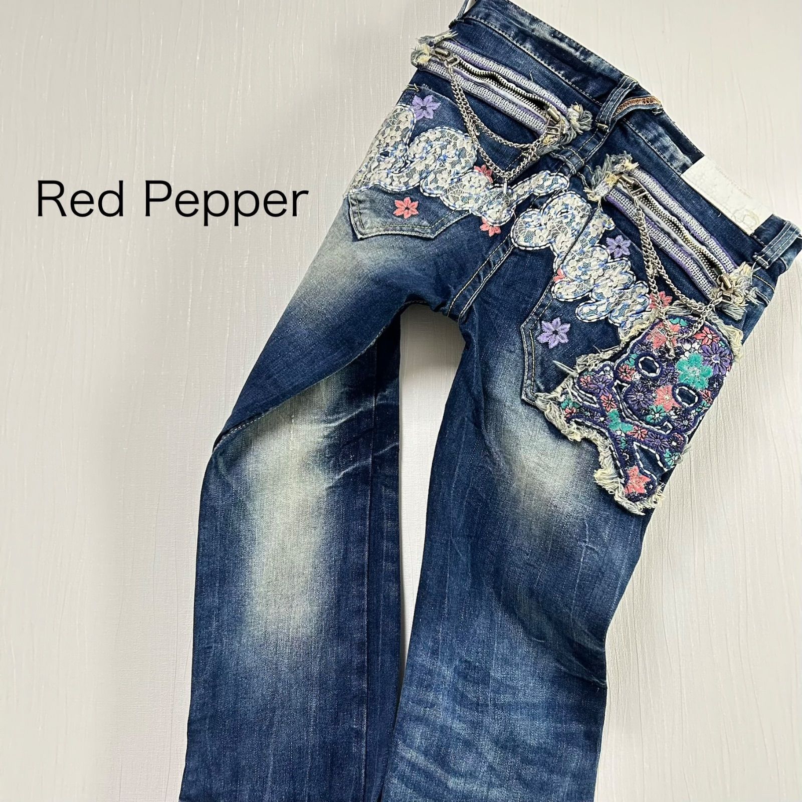 スカル刺繍 フレアデニム 【Red Pepper】 - メルカリ
