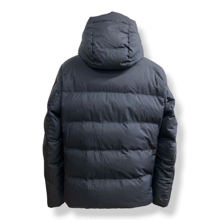 UNIQLO ユニクロ シームレスダウンパーカ メンズ L ネイビー 2018年 UNIQLO ユニクロ シームレスダウンパーカ メンズ L ネイビー 2018年