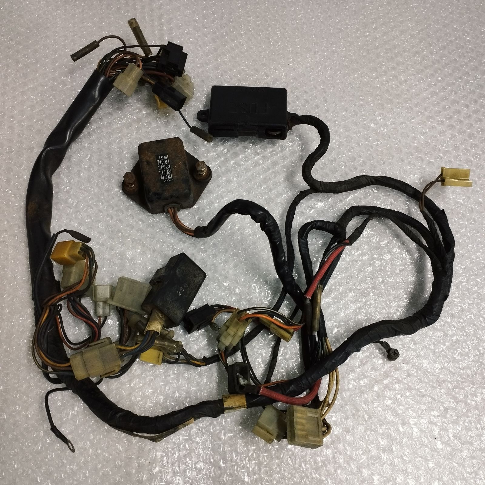 【D15375】(現状品)ヤマハ RZ250 メインハーネス イグナイター付 ※ジャンク※