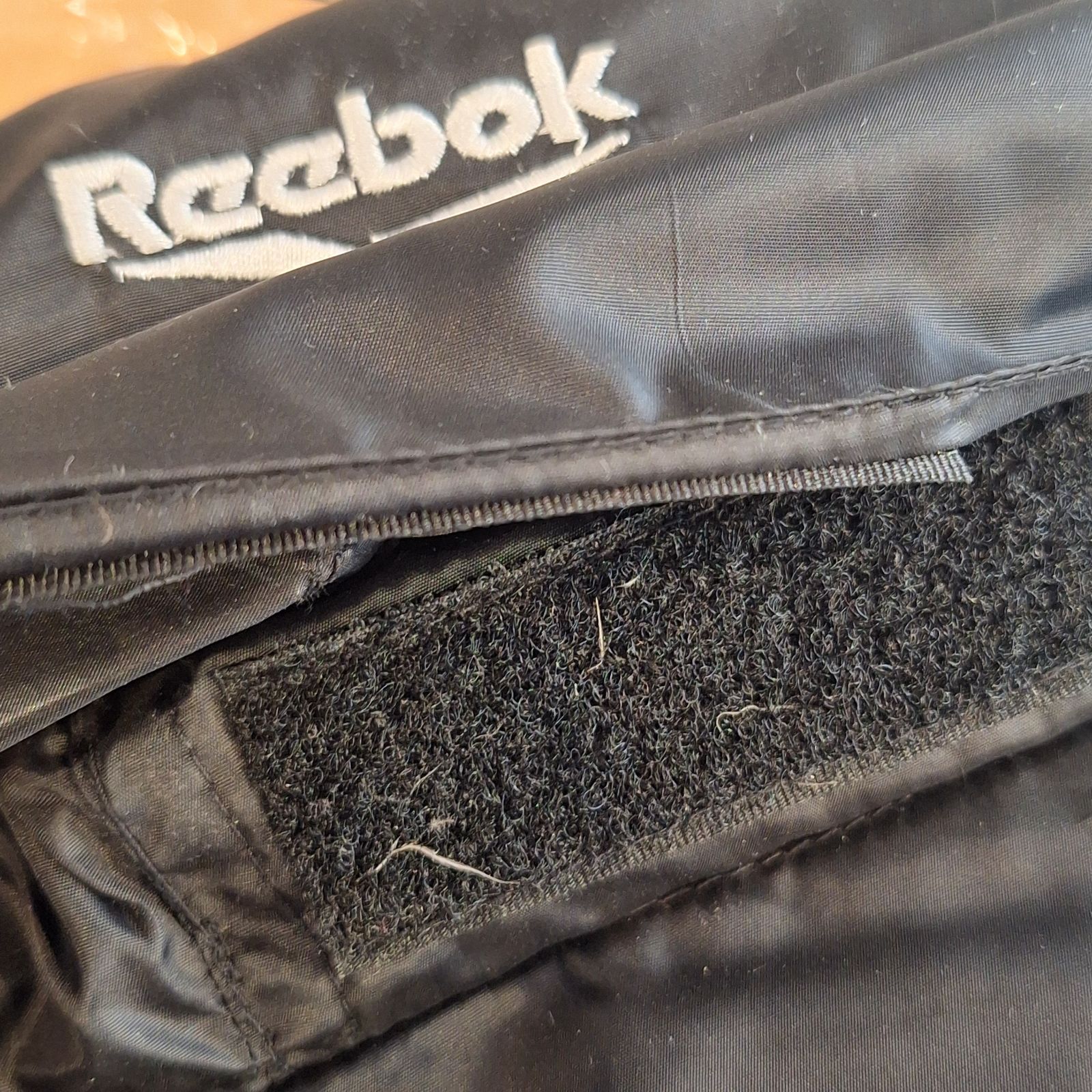 リーボック Reebok ダウンジャケット 新品未使用 ブルー ブラック 青 